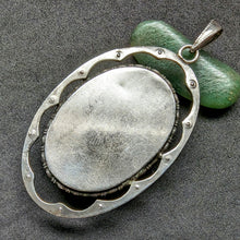 Lade das Bild in den Galerie-Viewer, Art Deco Jugendstil Anhänger Silber 800 Abalone Markasit alt c. 1920 S
