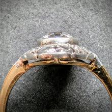 Lade das Bild in den Galerie-Viewer, Art Deco Schiffchen Ring 585 Gold Diamant c. 1 Carat alt c. 1930 Wien RG 51/52
