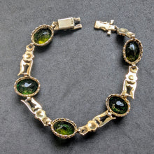 Lade das Bild in den Galerie-Viewer, Jugendstil Art Deco Designer Armband grüner Turmalin 16 Carat alt antik c. 1910
