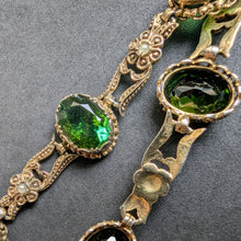 Lade das Bild in den Galerie-Viewer, Jugendstil Art Deco Designer Armband grüner Turmalin 16 Carat alt antik c. 1910
