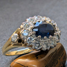 Lade das Bild in den Galerie-Viewer, Art Deco Entourage Ring 585 Gold blauer Saphir 1 Ct Diamant 0,53 Ct RG 54/55 S
