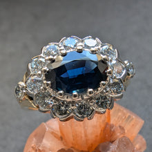 Lade das Bild in den Galerie-Viewer, Art Deco Entourage Ring 585 Gold blauer Saphir 1 Ct Diamant 0,53 Ct RG 54/55 S
