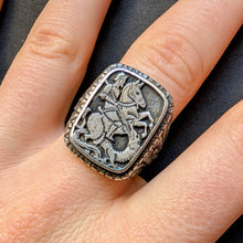 Load image into Gallery viewer, Ring Heiliger Georg Drachentöter 800 Silber alt antik c. 1920 RG 64 S
