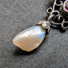 Load image into Gallery viewer, Silver pendant garnet pearl mother of pearl old antique c. 1840 S
