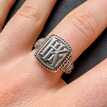 Load image into Gallery viewer, Jugendstil Monogramm Ring 900 Silber HK KH alt c. 1920 RG 63 S
