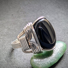 Load image into Gallery viewer, Vintage Designer Ring Silber Onyx Silberschmiedearbeit Herrenring RG 72 S
