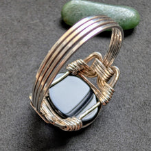 Load image into Gallery viewer, Vintage Designer Ring Silber Onyx Silberschmiedearbeit Herrenring RG 72 S
