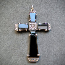 Load image into Gallery viewer, Art Deco Kreuz Anhänger min 800 Silber Onyx Markasit alt c. 1920 S
