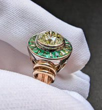 Lade das Bild in den Galerie-Viewer, Art Deco Halo Ring 585 Gold Diamant c. 1,12 Carat Smaragd Retro c. 1940 RG 55 S
